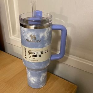 Stanley 40oz Travel Quencher cup - Ocean Tie Dye   NWT